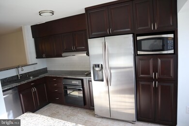 18237 Paladin Dr, Olney, MD 20832 - photo 2