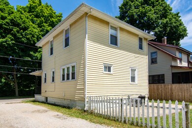 932 Hickory St, Niles, MI 49120 - photo 2