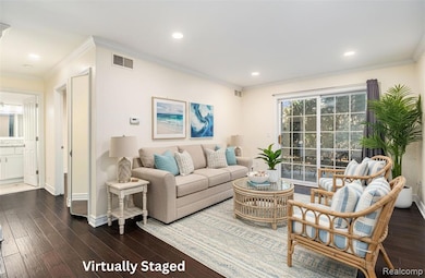 662 Purdy St unit 104, Birmingham, MI 48009 - photo 2