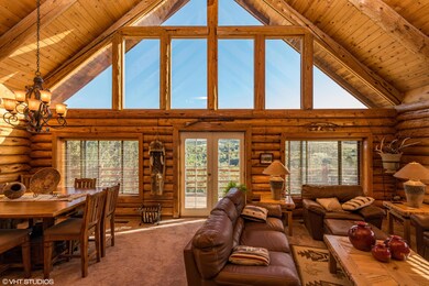 05_2544S2900E_10002_LivingRoom_HiRes