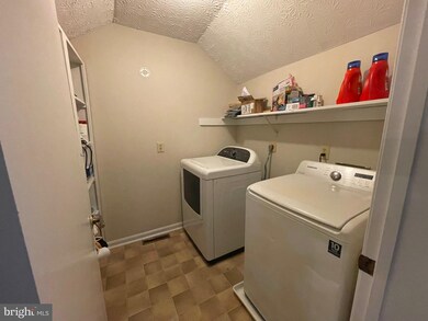 23333 Holly Hill Ln, California, MD 20619 - photo 7