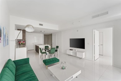 Paramount at Miami Worldcenter unit 1700, Miami, FL 33132 - photo 4