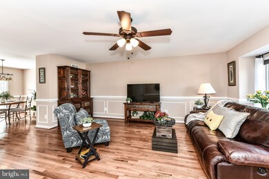 45610 Whitcomb Square, Sterling, VA 20166 - photo 6