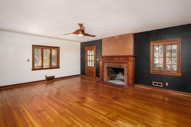 411 Garden Rd, Columbus, OH 43214 - photo 4