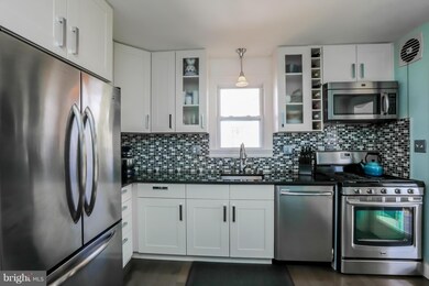 5557 Gayland Rd, Halethorpe, MD 21227 - photo 6