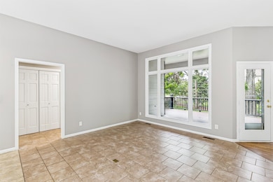 7714 W Quail Run, Wichita, KS 67205 - photo 5