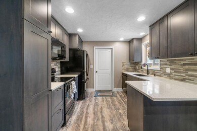 1305 NE Watson Dr, Bend, OR 97701 - photo 7