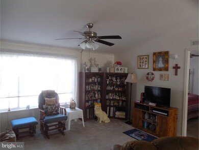 17 Rosewood Ln, Phoenixville, PA 19460 - photo 5