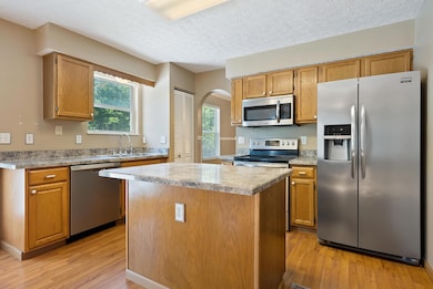 2015 Big Tree Dr, Columbus, OH 43223 - photo 3