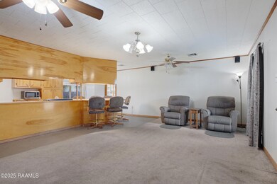 402 Curtis -5