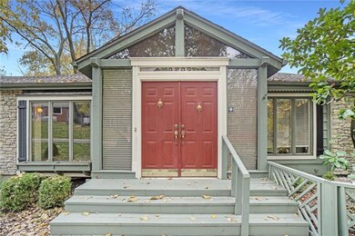 8239 Parkhill Cir, Lenexa, KS 66215 - photo 4