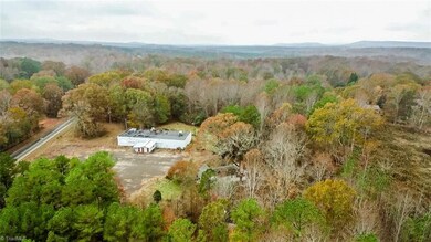 2346 Poole Town Rd, Asheboro, NC 27205 - photo 2