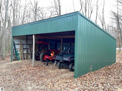 5657 M 55, Whittemore, MI 48770 - photo 3
