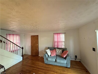 1605 Roanoke Ave, Newport News, VA 23607 - photo 4