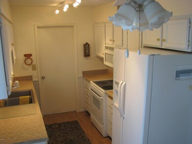 17222 N 105th Ave unit 40, Sun City, AZ 85373 - photo 6