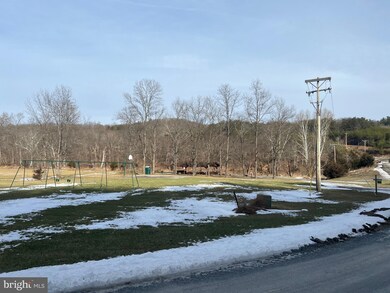 186 Crossings View Rd, Paw Paw, WV 25434 - photo 4