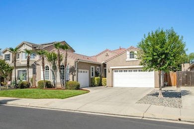 This lovely Granville home is located in the coveted Deauville West neighborhood.