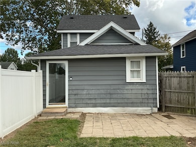 353 N 11th St, Coshocton, OH 43812 - photo 6