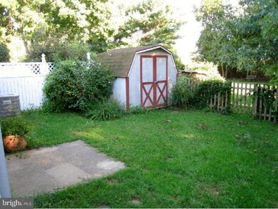 234 Oakridge Dr, Langhorne, PA 19047 - photo 4