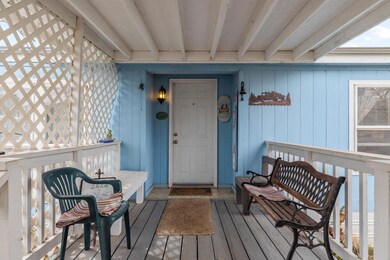 3212EmeraldSt-35