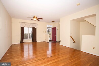 2508 Short Putt Ct, Crofton, MD 21114 - photo 4