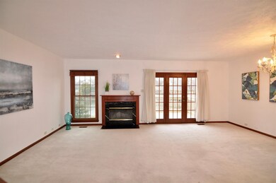 3338 Breckland Ct, Ann Arbor, MI 48108 - photo 4