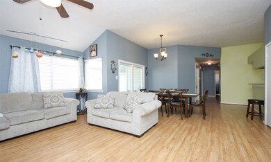 8622 Laurel Trails Dr, Houston, TX 77095 - photo 6