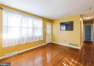 23 Elm Ave, Somerdale, NJ 08083 - photo 3