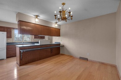 Kitchen Dining Combo