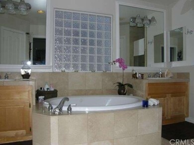Bathtub