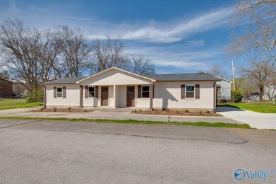 4104 Mcvay St SW unit A, Huntsville, AL 35805 - photo 2