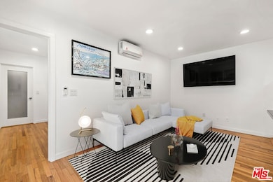 927 Euclid St unit B, Santa Monica, CA 90403 - photo 5