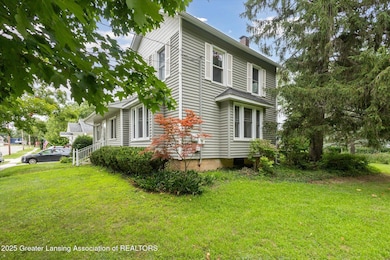 833 S Barnes St, Mason, MI 48854 - photo 4