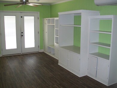 407 Azalea Blvd, Douglas, GA 31533 - photo 4