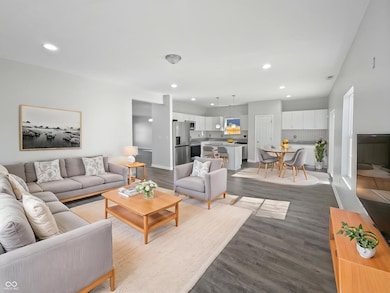 8251 Garden Ridge Rd, Indianapolis, IN 46237 - photo 2