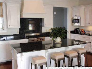 11421 Cotton Ln, Baton Rouge, LA 70810 - photo 5