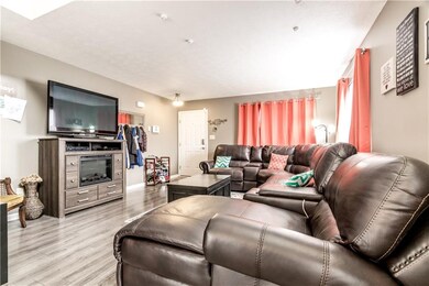 2605 Grand Fir Dr, Greenwood, IN 46143 - photo 5