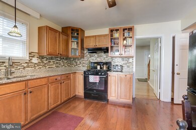 638 Murdock Rd, Baltimore, MD 21212 - photo 7