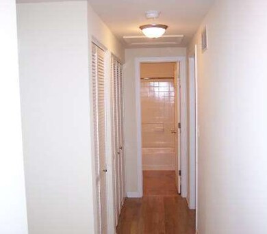 1146 Denver Dr, Carpentersville, IL 60110 - photo 6