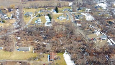 4 Greentree Ln, Milton, NY 12547 - photo 2