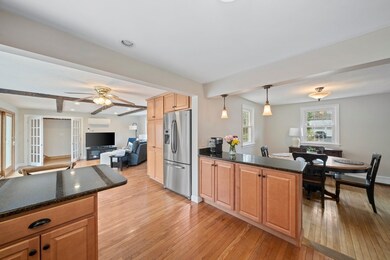 53 Vine St, Hanover, MA 02339 - photo 5