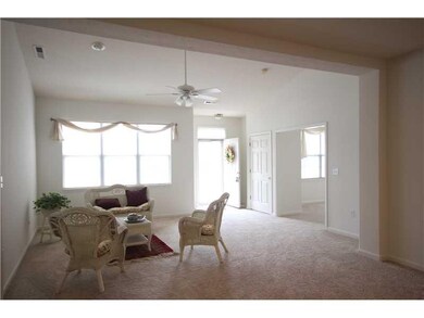 6967 Park Square Dr unit 83, Avon, IN 46123 - photo 3