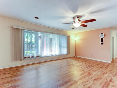 2446 Kellow Cir, Jacksonville, FL 32216 - photo 7