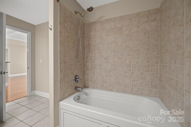 5th & Poplar Condominiums unit 812, Charlotte, NC 28202 - photo 4