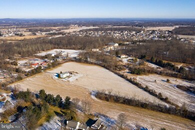 3946 Stump Rd, Doylestown, PA 18902 - photo 4