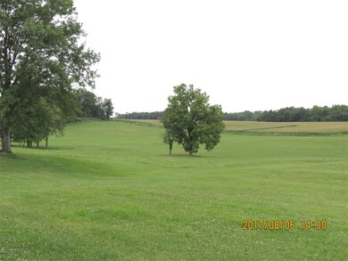 8027 S 600 W, Edinburgh, IN 46124 - photo 4