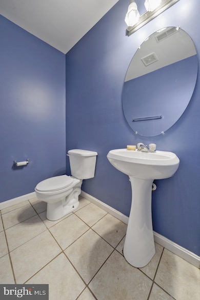 8003 Brookmead Ct, Severn, MD 21144 - photo 4