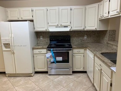 122 Cypress Point Dr unit 122, Palm Beach Gardens, FL 33418 - photo 4