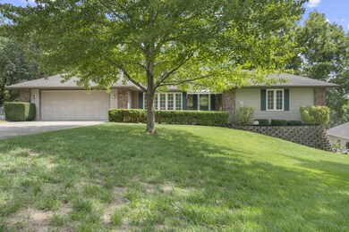 Table Rock Lakefront Home
