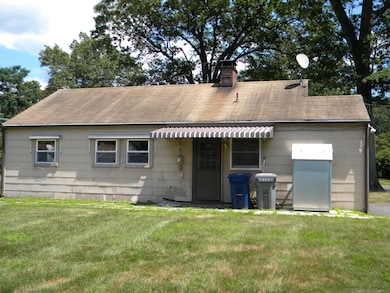 26 Mountain View Dr, Plainville, CT 06062 - photo 2